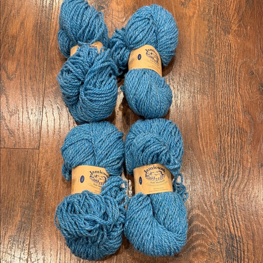Jamieson’s Yarn Bundle